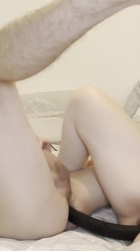 Melanie używa podwójnego dildo