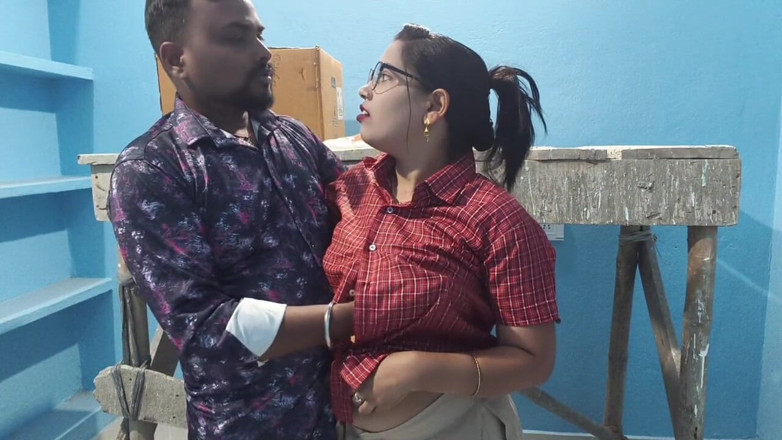 Sona bhabhi: जब हम घर पर अकेले होते हैं तो मेरे सबसे अच्छे दोस्त ने मुझे जोर से चोदा