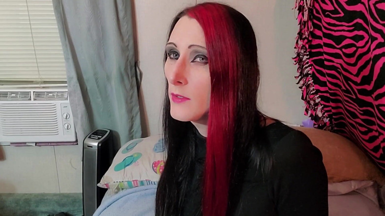 Ivyrose499: Trapped Into Swallowing Tranny Cum