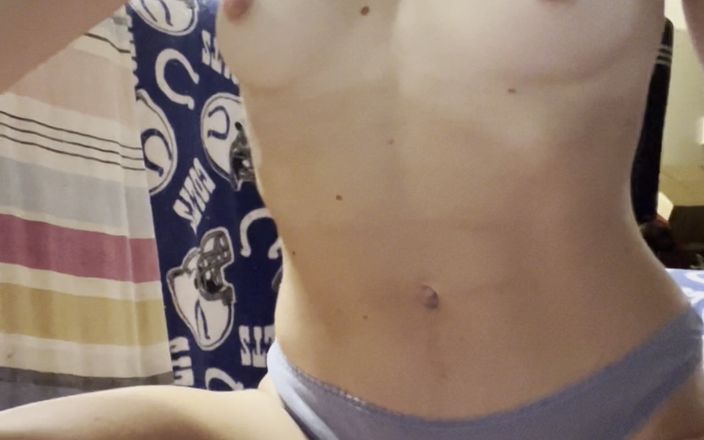 EvaSummers: 오지는 자연산 몸집이 작은 금발 스트립쇼 젖탱이 드롭 그린빈 스냅