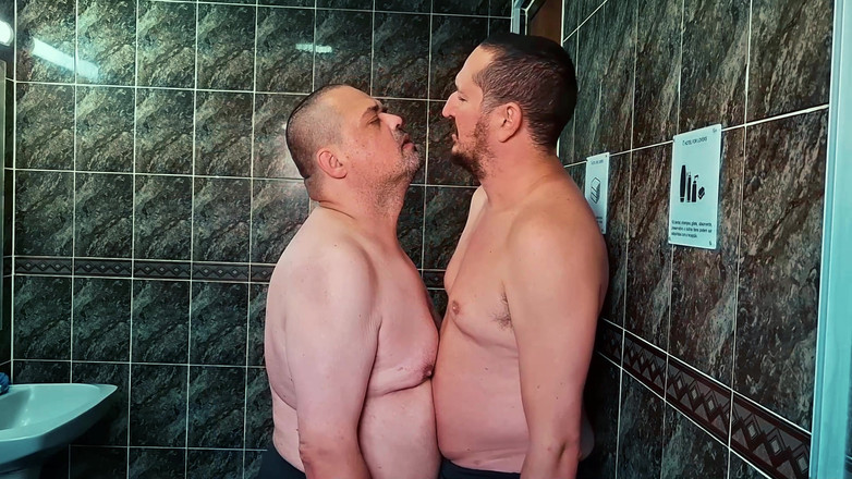 Combat and fetish: The Soldier Finds the Jobber (jobber Lose)