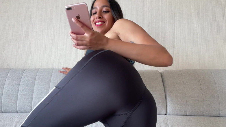 Goddess Alexa femdom: Deine stiefschwester riechen, leggings, fetisch, stiefschwester