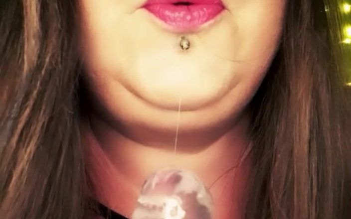 BlancaGirlBBW: Pipe marathon, elle peut traîner