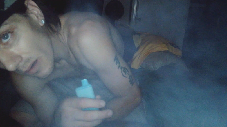 Smoke fetish: Smoke Fetish Clip