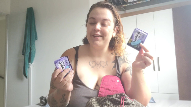 alucidfever: 远距离女友发现了一些特别的东西，不禁想念你