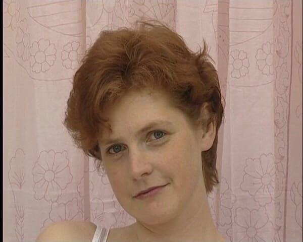 YOUR FIRST PORN: Screaming Dildo Anne