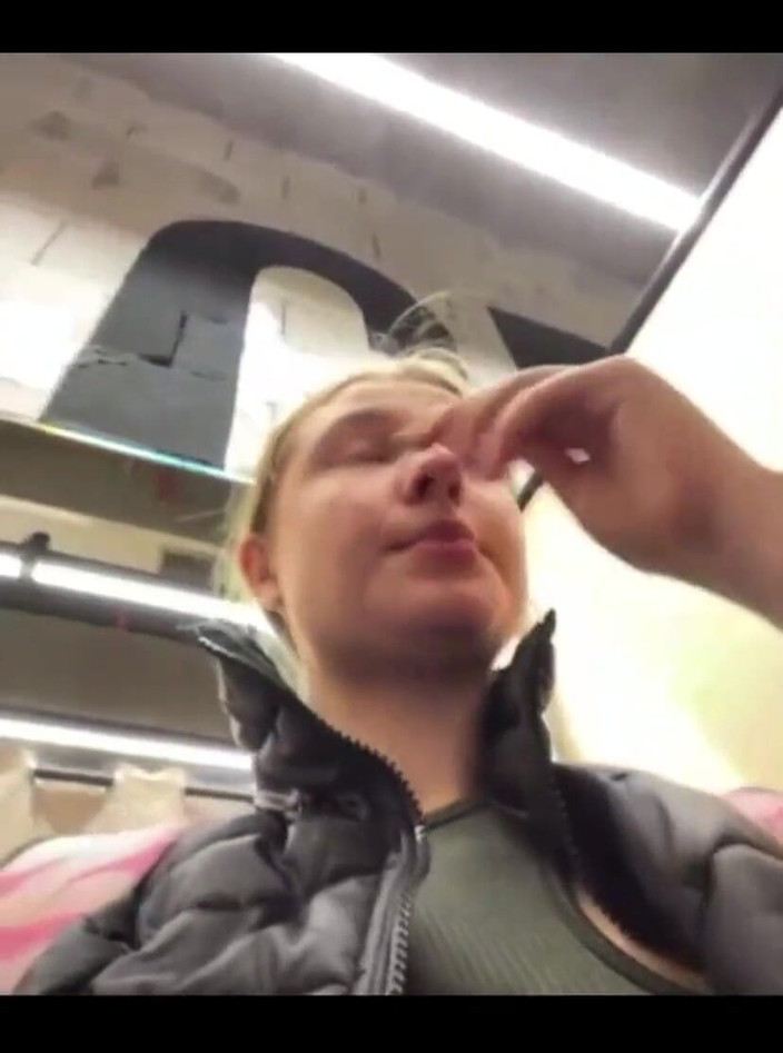 JuiceLussie: Trådlös vibrator i min fitta under shopping i köpcentret