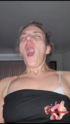 MrGoodBar Aka MrLongStroke283's Candy Shop: Tante girang seks anal muncrat di kontolku