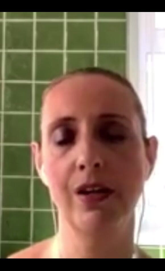 Keira_xxxxxx: Oroa dig inte, jag skulle fortfarande lägga upp lite NSFW-sång...