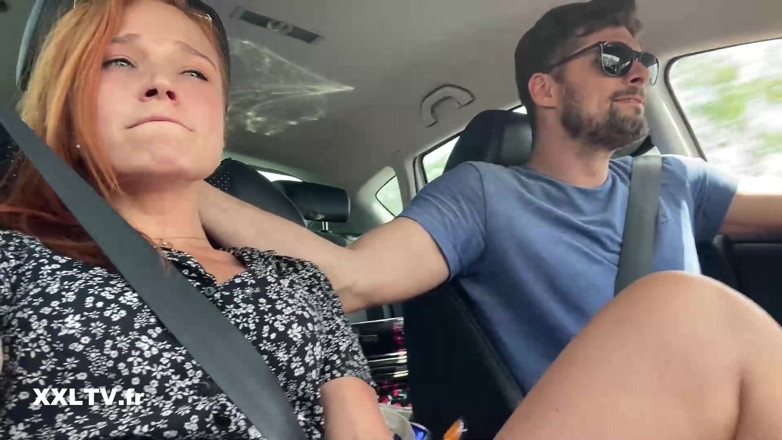 XXLTVFR: Clémence Audiard se masturbe dans la voiture