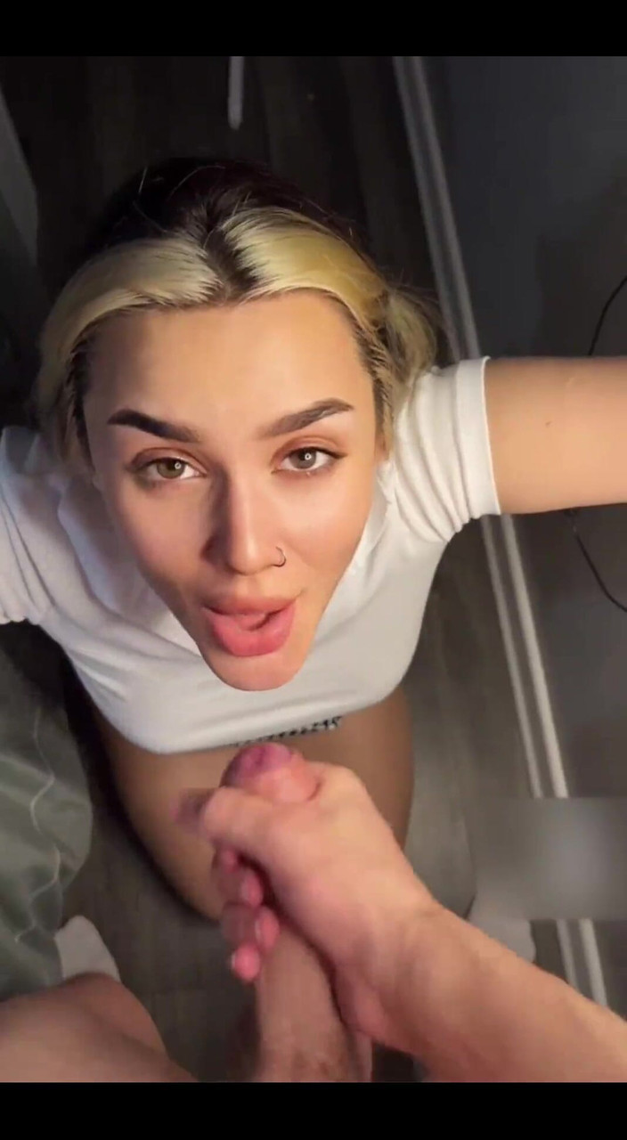 Good_view: 자지와 카우걸 스타일을 빠는 갈색 머리 POV (2020