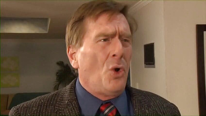 American X: Ošklivá nevlastní dcera jezdí na velkém ptákovi svého nevlastního otce