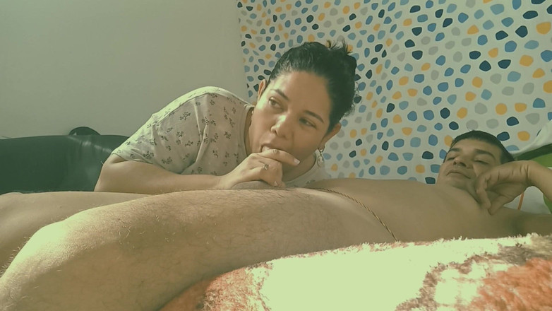 Valkyrieandluigy: 素人フェラチオの彼女