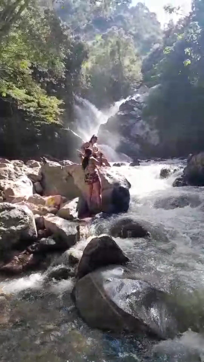 Leona AndJazzlin: Bitch Sex Naked Couple Pussy