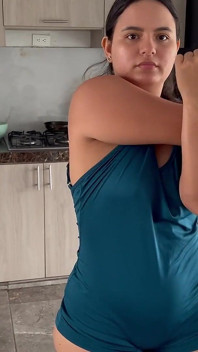 Latina En Forma Con Gran Culo Y Cono Bien Apretado Recibe Gran Carga Despues Del Gym