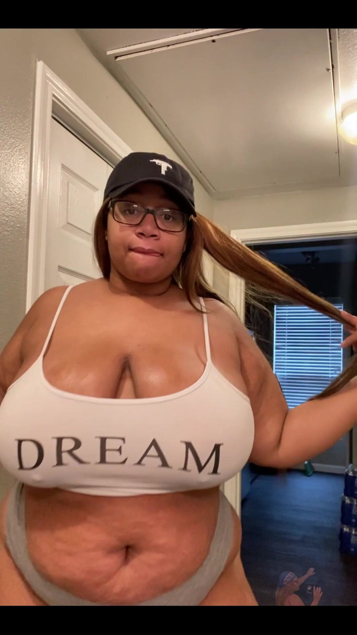 Biggdebbie solo: Buongiorno da queste brocche da latte