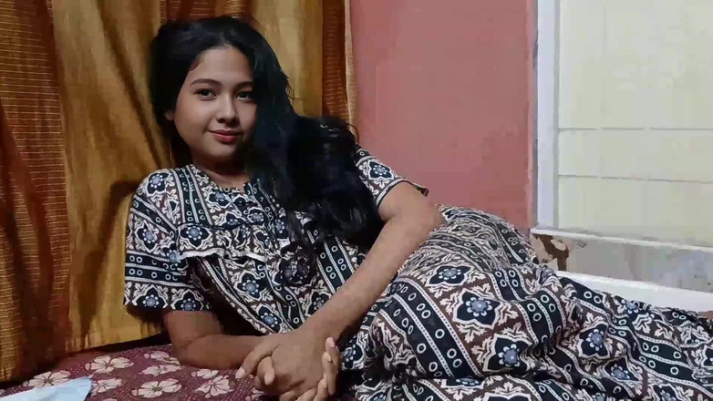 Apple Porn: Tante seksi selingkuh dari suaminya dan ngentot sama tetangganya