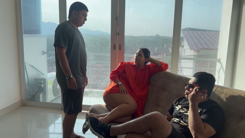 Pronoia Mey: Ich Ficke Die Tochter Eines Blinden Mannes Neben Ihm, Sperma...