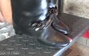 Lady Scarlet: Lady Scarlet - Zoom Hand Crushing with Boots HD