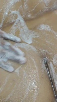 Desi tamil moglie nuda che fa il bagno video di registrazione marito