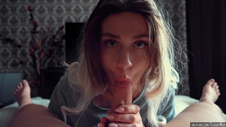 ReplayXXXLady: POV Babe Nimmt Schwanz Tief, Während Ihre Eltern Weg Sind -...