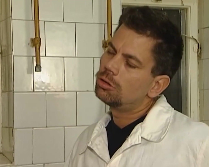 Vintage Climax: Velká krásná kočka je v kuchyni ošklivá