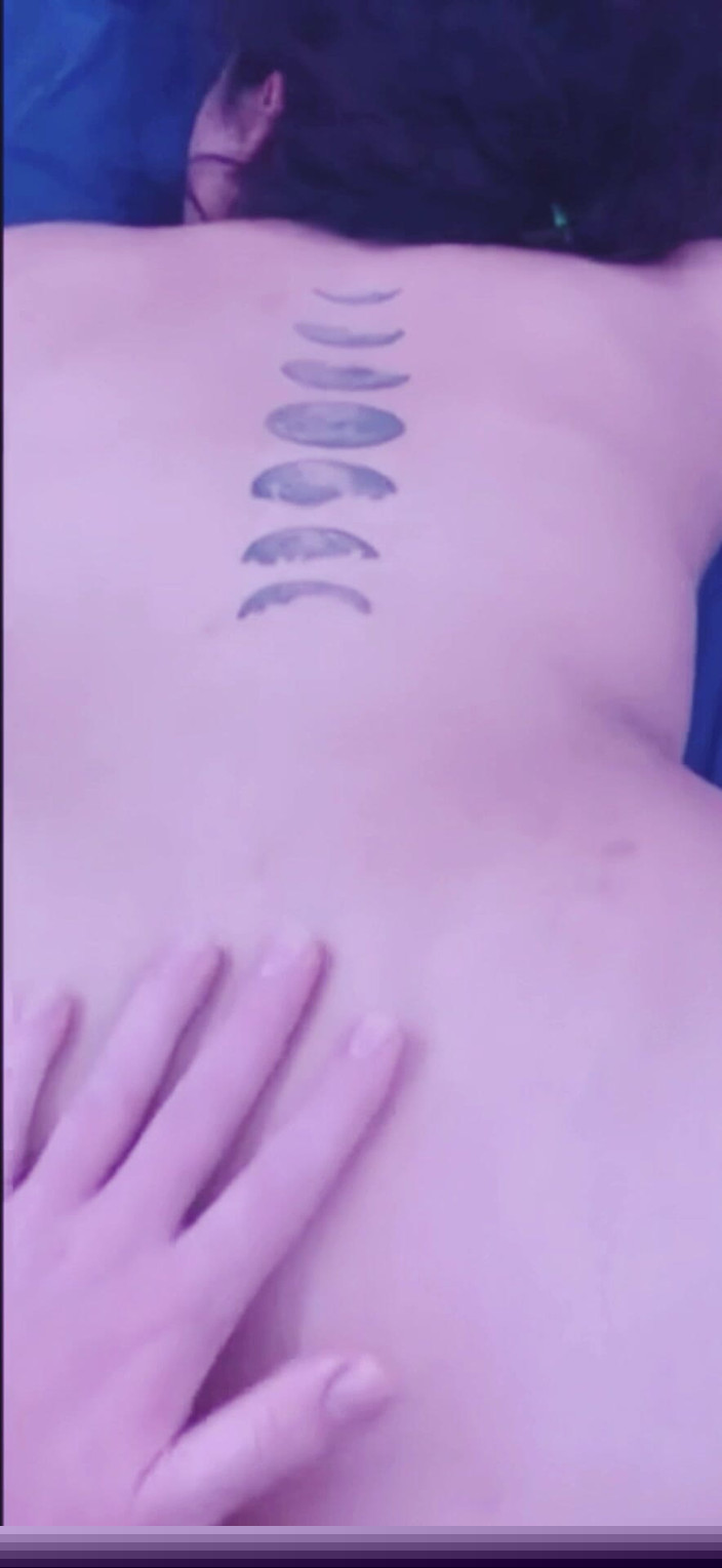 Sandn420: Výstřik na obličej po šukání jejího zadku POV