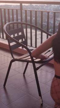 Asiansexdiary Sex în balcon noaptea târziu cu asiatică