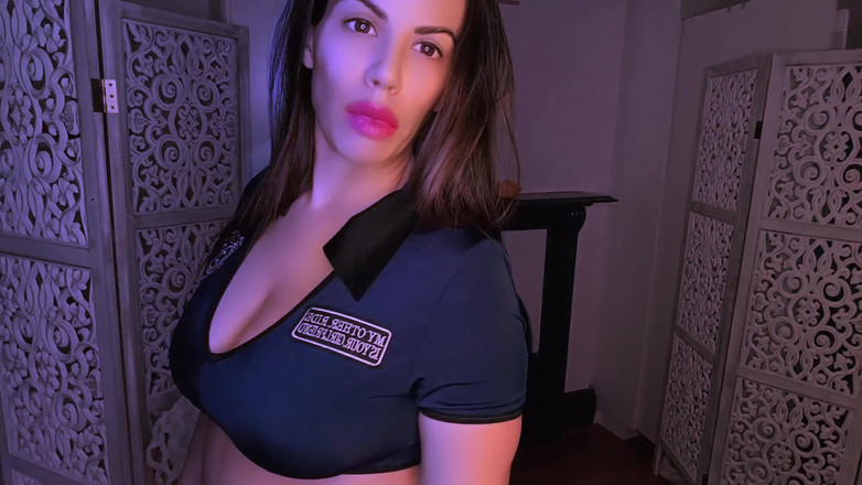 annikarain: Bossy Polis Mendisiplinkan Awak Untuk Menjadi Abang Tiri Kecil Yang...