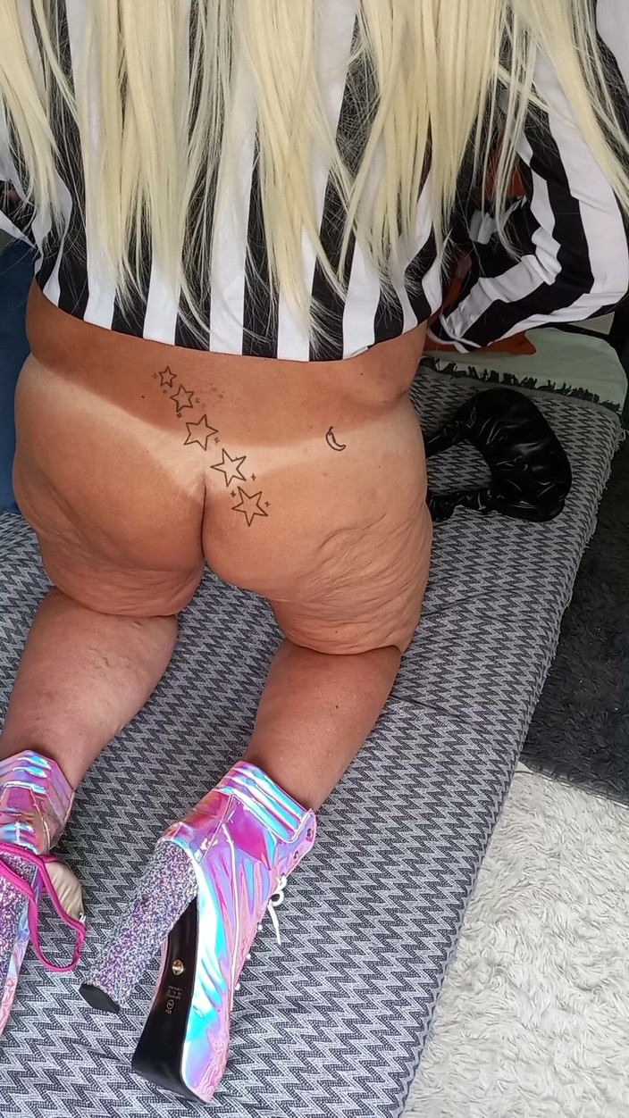 Sexy ass CDzinhafx: Můj nový značkový zadek a tvrdý penis