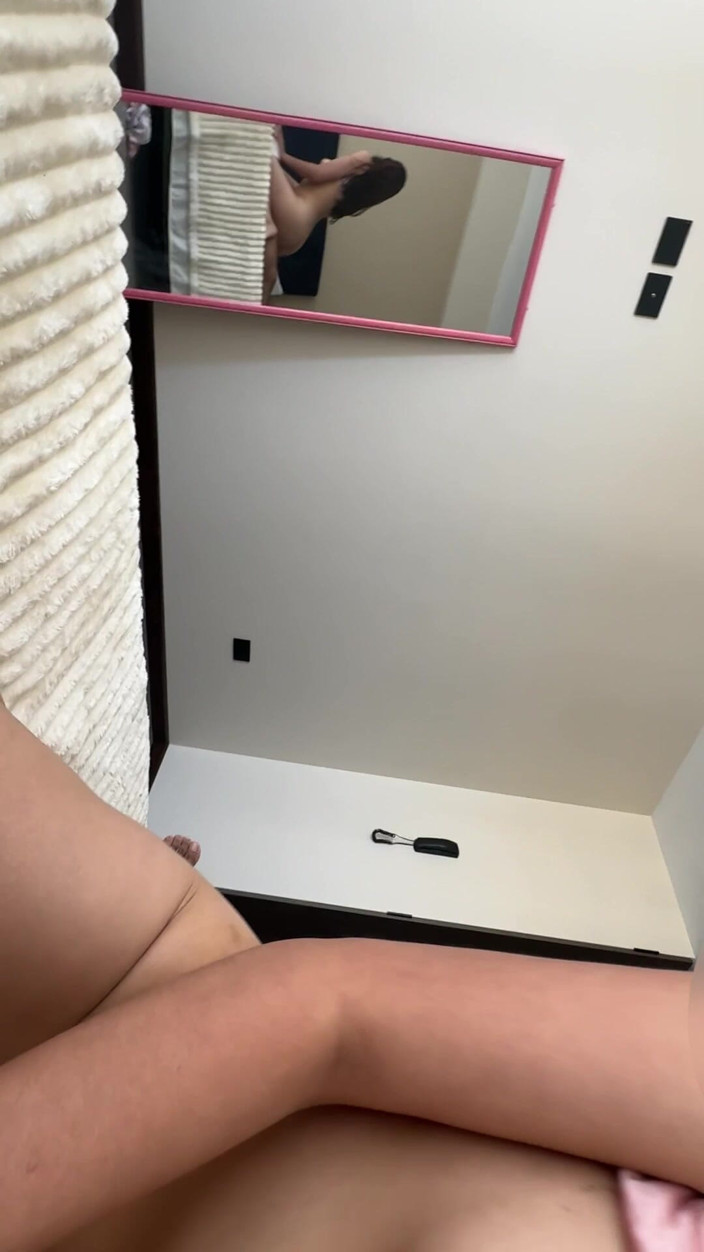 MeylinBoli: Full College Nymphomaniac Video You Won't Believe How She Screams...