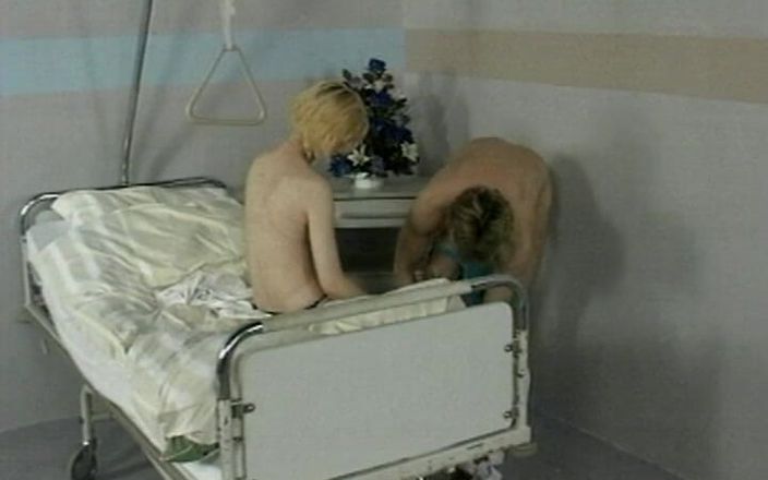 Vintage Lust: Vrouw geniet van seks met harde grote lul #2