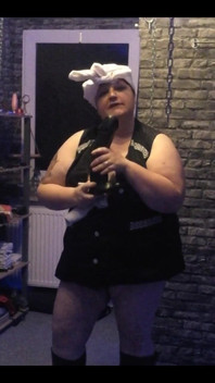 Sexy Housewife in a Lab Coat Cleans Intensively with Sexy Dildos