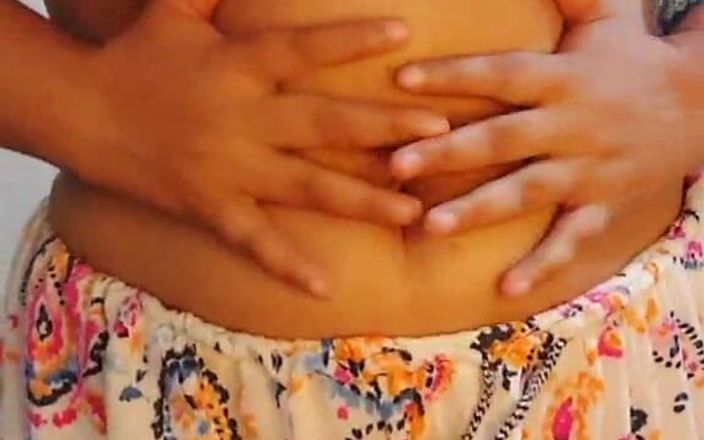 Adiba fan: Geile kontgaatje close-up! Grote borsten hete Indische roomseks