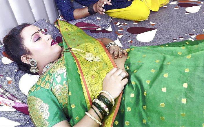 Kilash: Indiancă desi sexy Rozi Bhabhi sex complet nud cu Rocky