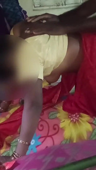 Desi marathi ehefrau im doggystyle hart gefickt, dicker arsch