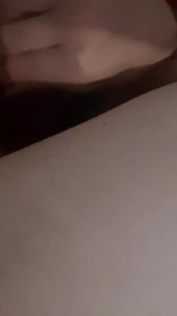 Minha prostituta fodida em pêlo em sua cama