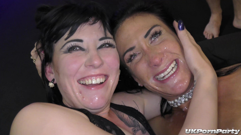 Gangbang team: Sexy MILFs Ella Bella and Sexy Cleo Enjoy a Gangbang...