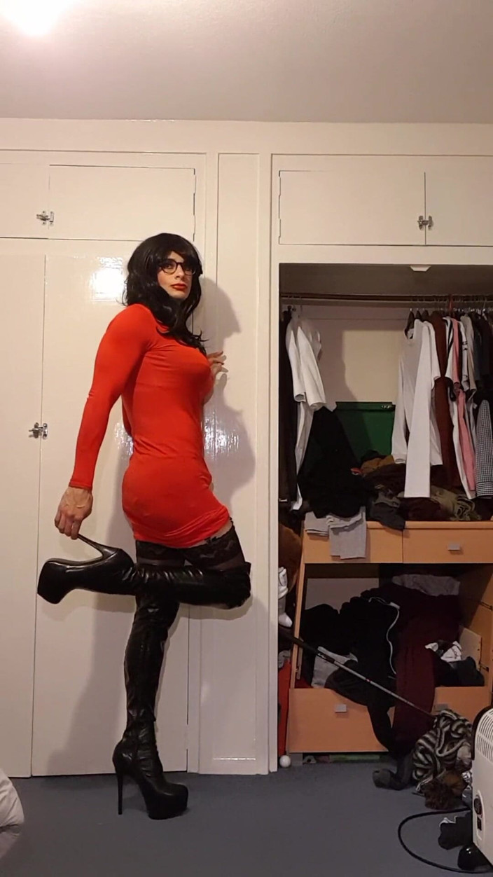 JessicaXD: Xuất tinh trong ủng cao đùi