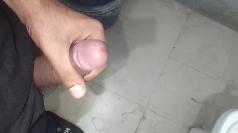 Lover heat: Nadržení kluci honí