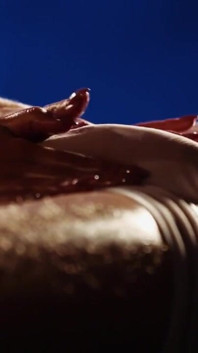 Sesso super bagnato ed oliato di SinfulXXX