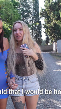 Monika fox dan bella mur pulang pesta ngentot di dalam mobil