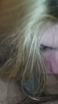 Amateur milf mamada garganta profunda y leche en la boca - compilación