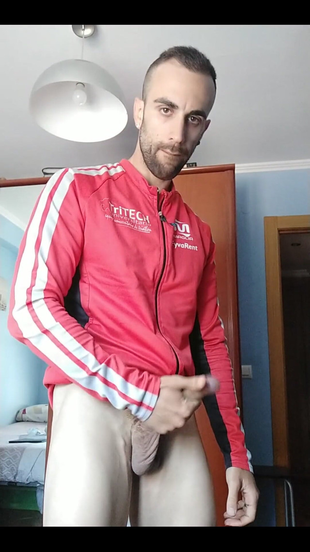 Showing My Big Dick (Zeus Ray)