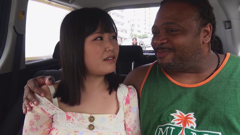Caribbeancom: Busty Japonka w gorącym seksie międzyrasowym