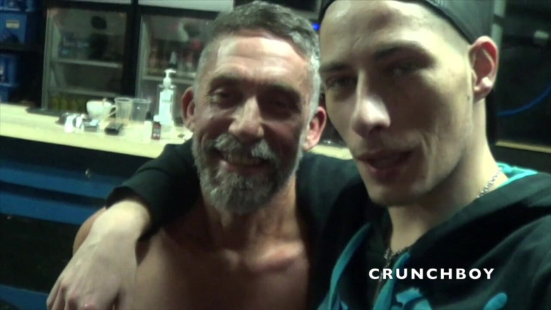 Kinky Bareback Boys: Fabien s-a futut fără prezervativ cu o pulă xxl