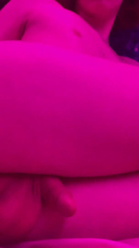 Zrzka Femboy Ashen si hraje s robertkem