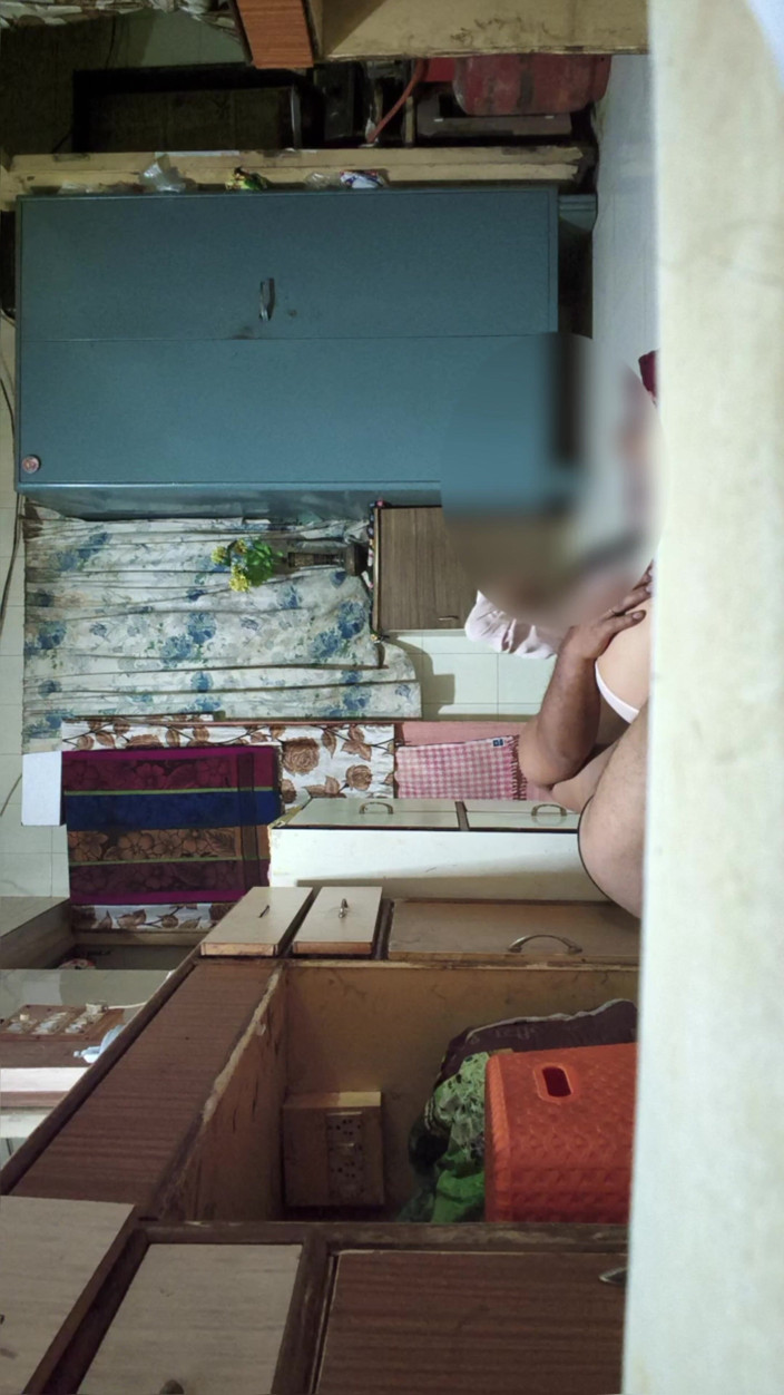 Saggyhardcore: Ho chiamato la mia ragazza Desi a casa mia e...