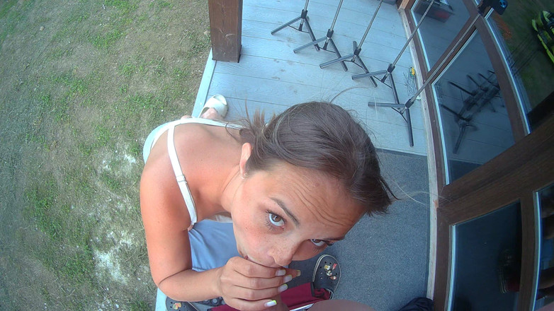 misss_vikki: Ela sentiu algo perigoso acender dentro de si