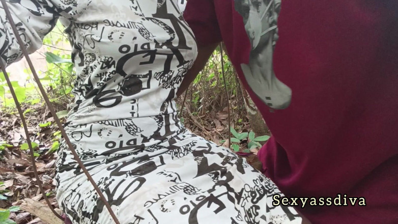 Sexy ass diva: Outdoor Raw Fuck with Sexy Chidimma so Creamy